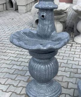 Sierlijke tuinfontein / waterornament – een echte blikvanger voor elke tuin